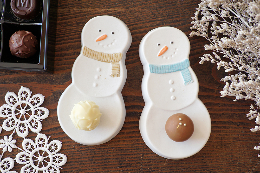 雪だるまの小さな台皿
